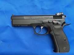 CZ75 SP-01 Shadow = gereserveerd F